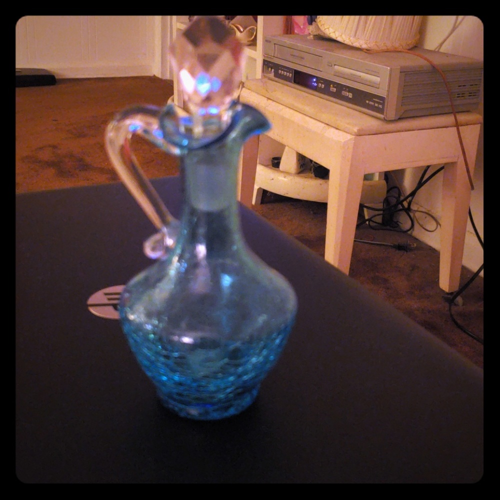 Crystal cruet